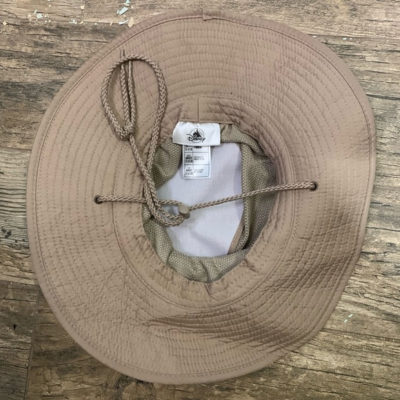 Adult Tan Disney Mickey Mouse embroidered bucket hat - Picture 5 of 6